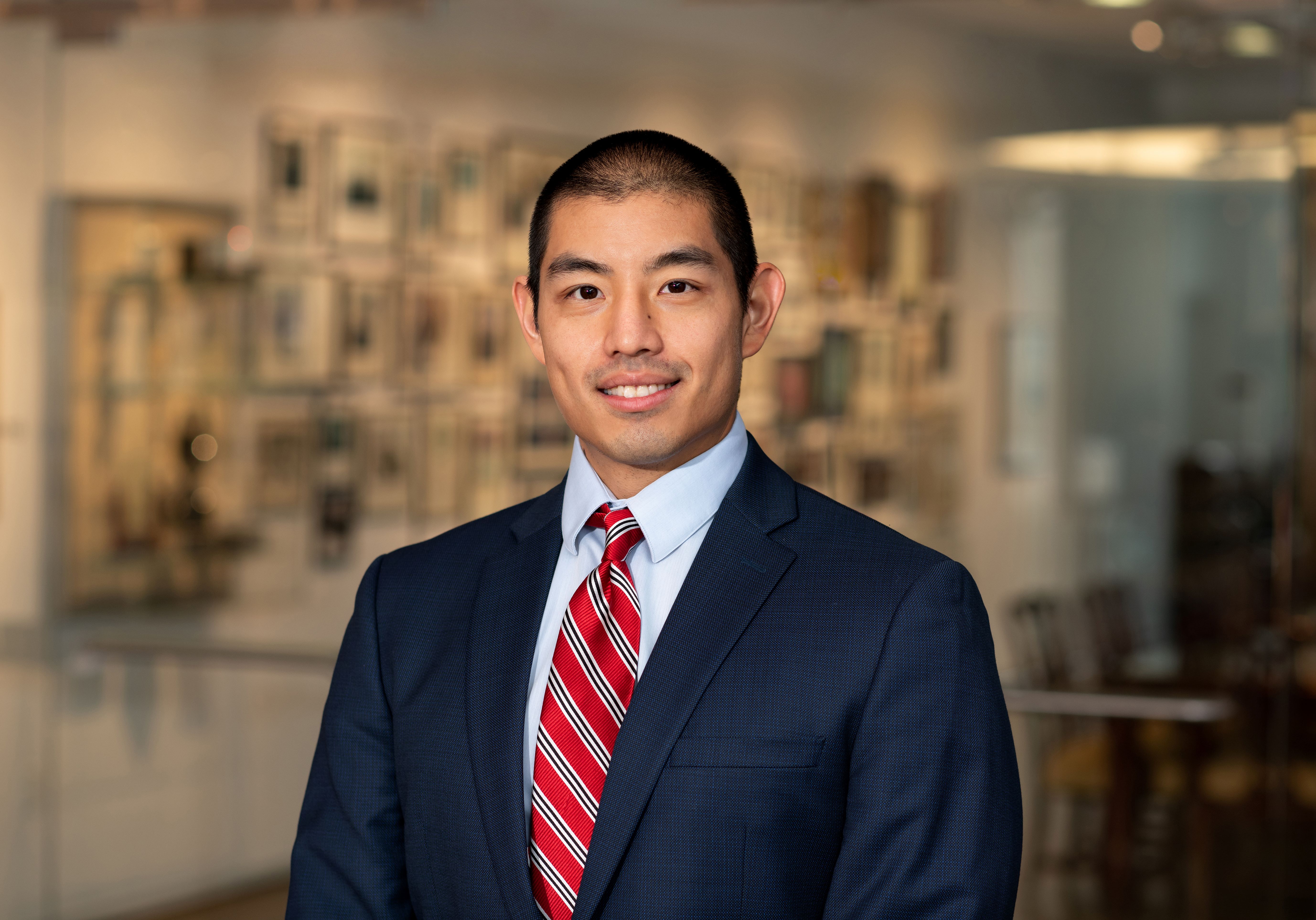 Dr. Kevin Huang Dr Kevin Huang