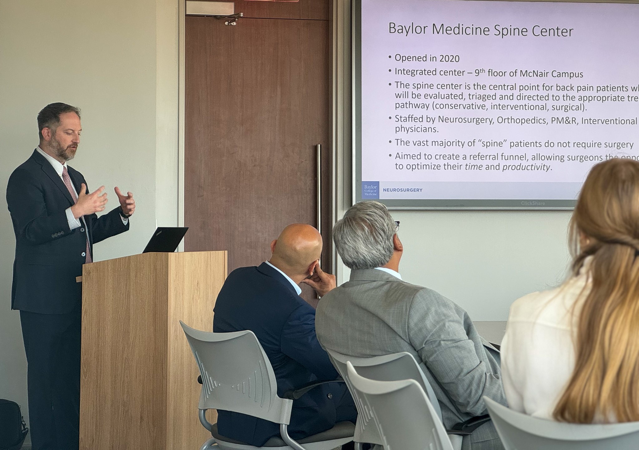 Dr. Alex Ropper Dr. Ropper lecturing